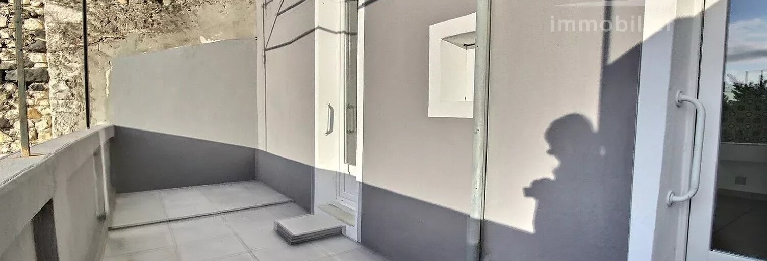 Appartement 4 Pièces 62 m² à louer à Rochemaure (07400)