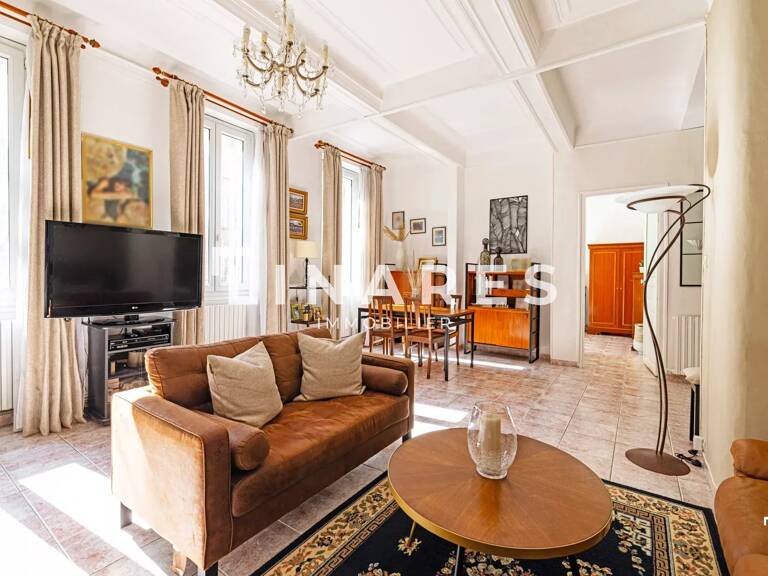 CLAY - Appartement T4 de 104m² - Cave - 13001 THIERS — photo 1