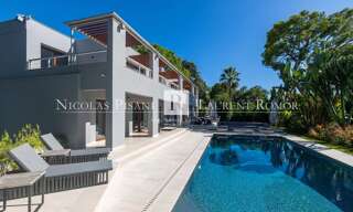 Maison 5 Pièces 412 m² à vendre à Saint-Jean-Cap-Ferrat (06230)