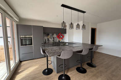 Appartement 3 pièces 1060 €