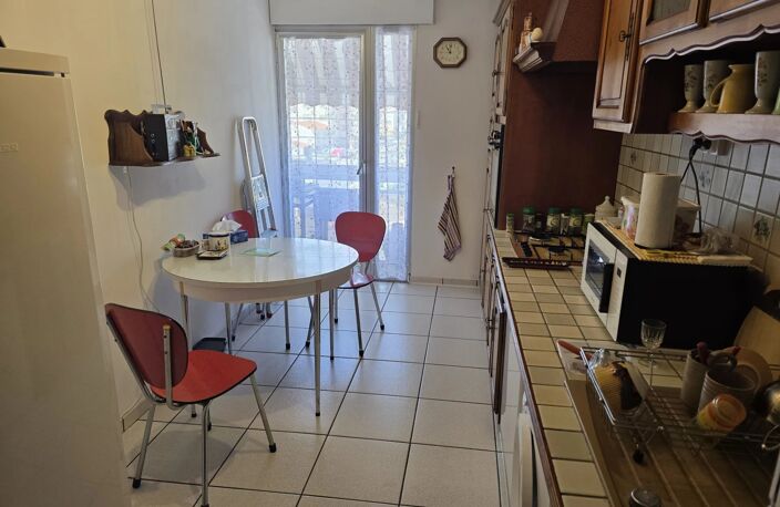 TRES BEL APPARTEMENT LUMINEUX AVEC VUE — photo 2