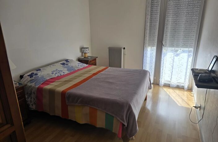 TRES BEL APPARTEMENT LUMINEUX AVEC VUE — photo 3