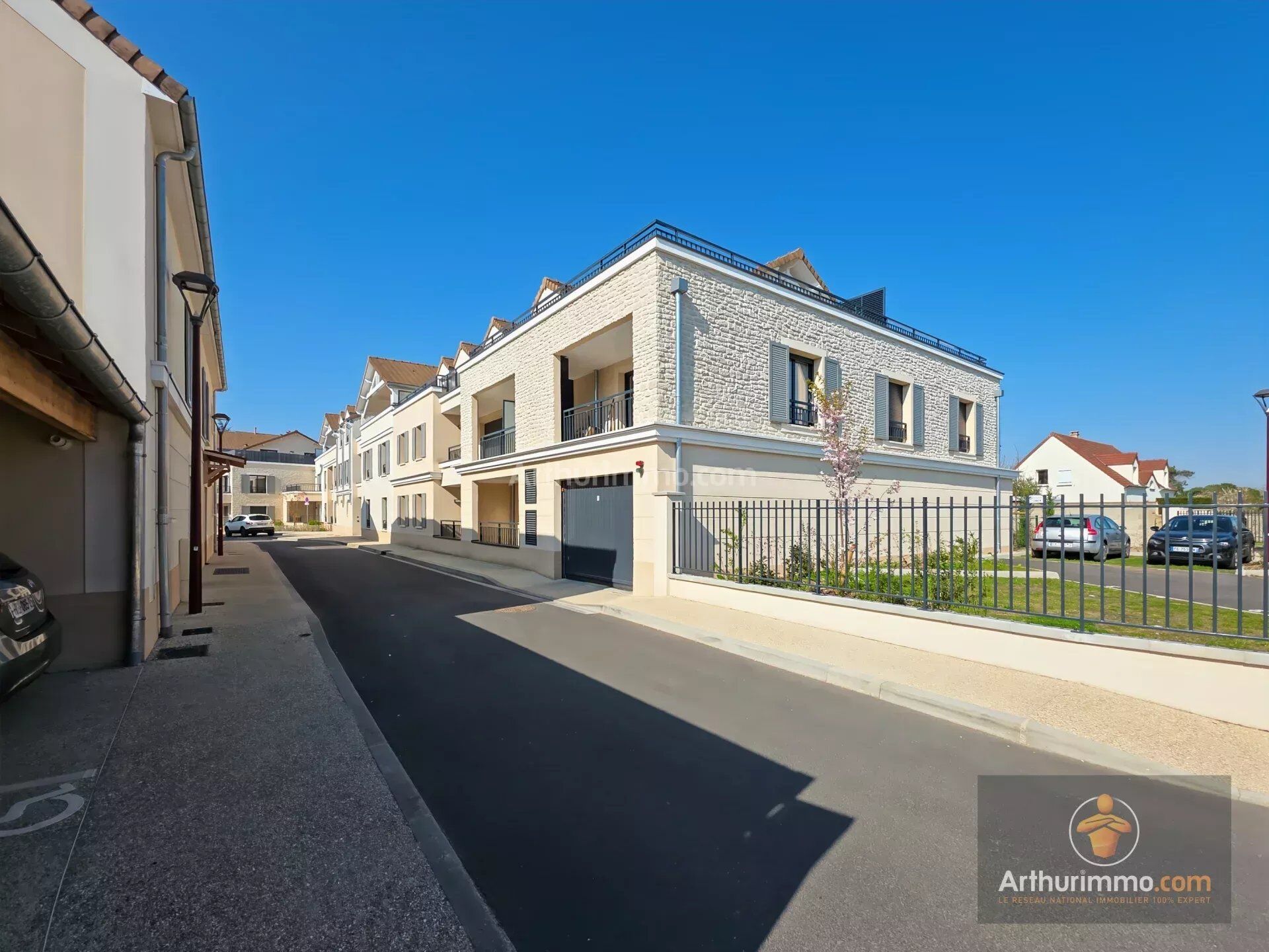 Appartement 4 pièces 75 m² · à Lisses · 75 m² · 225 000 €