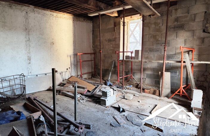 Bien atypique & plein de charme ! Ancien four à pain à rénové au cœur de Meymac — photo 2