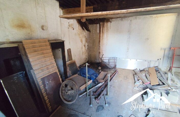 Bien atypique & plein de charme ! Ancien four à pain à rénové au cœur de Meymac — photo 4