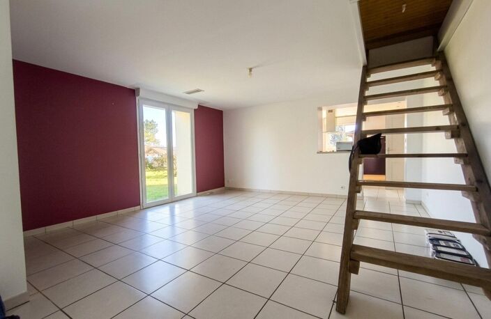 Séjour lumineux et grand terrain constructible — photo 5