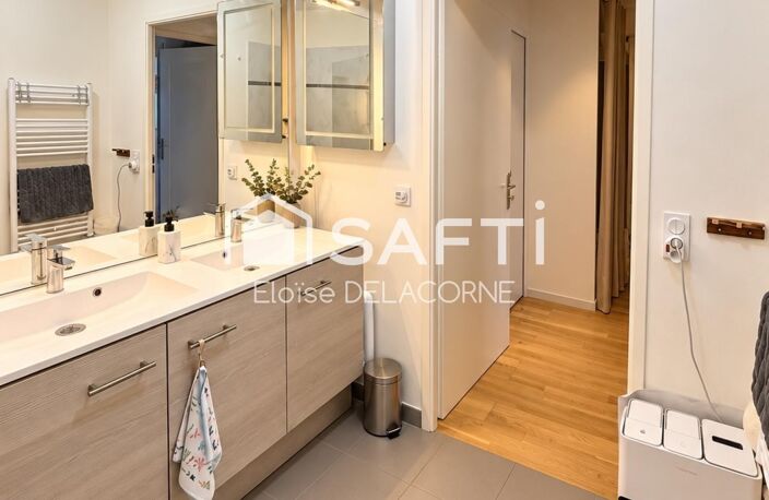 T4  79 M²  3 CHAMBRES  BALCON PLEIN SUD  2 PARKINGS — photo 2
