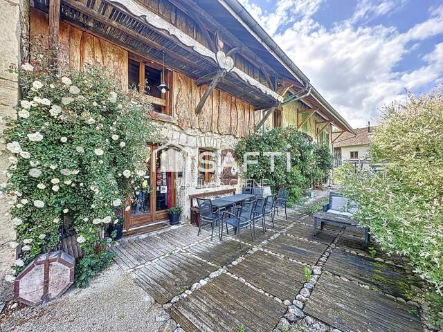 maison ou gîte d'environ 180m² sur une parcelle de 941m² — photo du bien