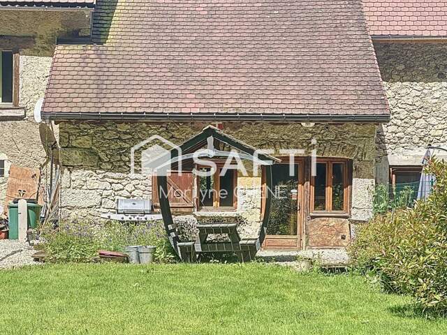 maison ou gîte d'environ 180m² sur une parcelle de 941m² — photo du bien
