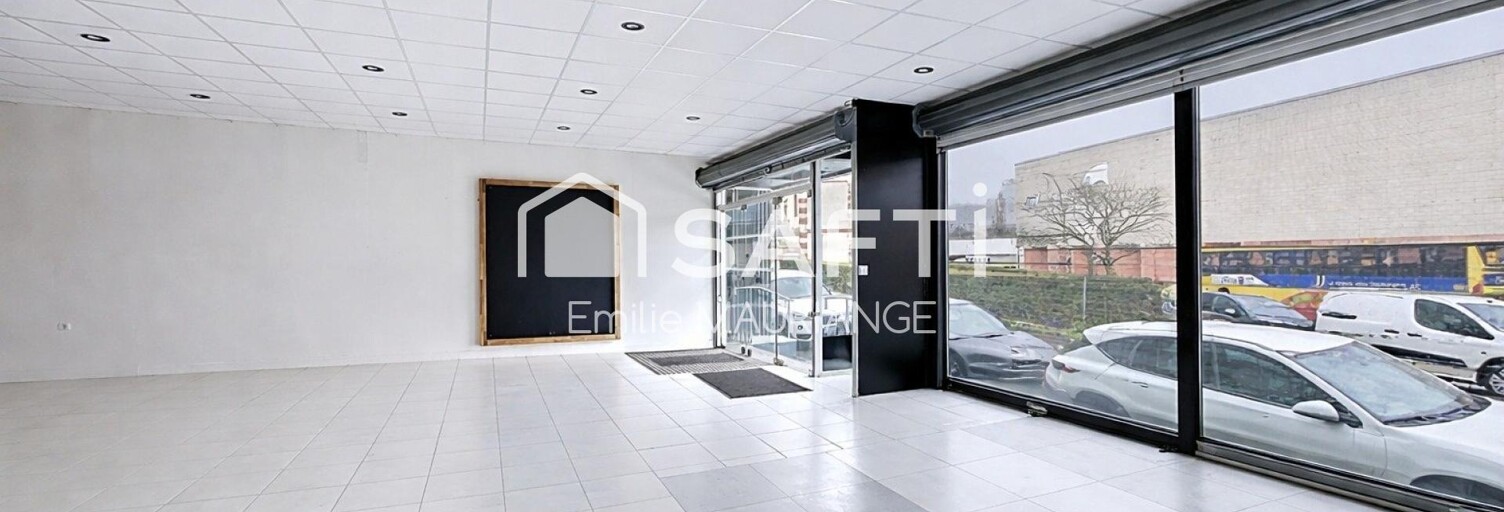 Commerce 4 Pièces 244 m² à louer à Cholet (49300)