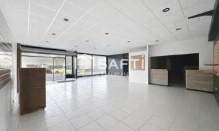 Commerce 4 Pièces 244 m² à louer à Cholet (49300)