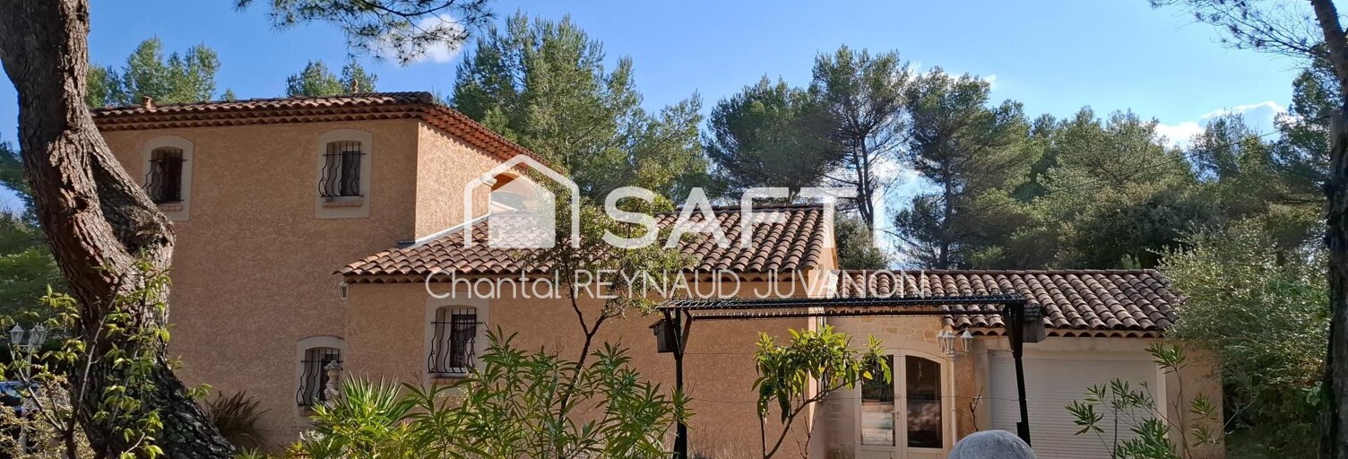 Maison 5 Pièces 130 m² à vendre à Grambois (84240)