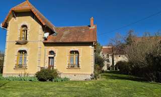 Maison 6 Pièces 153 m² à vendre à Saint-Bonnet-de-Rochefort (03800)