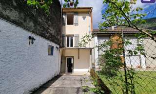 Maison 5 Pièces 92 m² à vendre à Capoulet-et-Junac (09400)