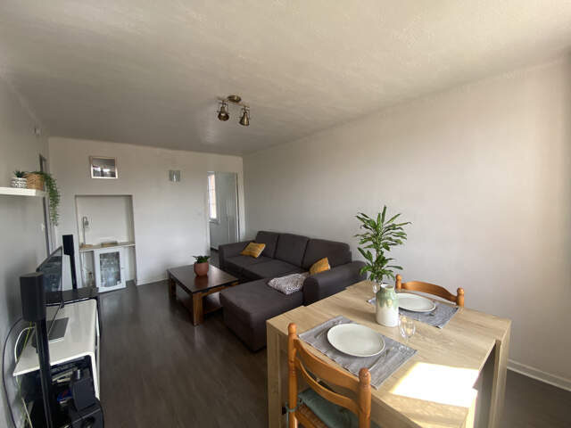 A VENDRE - NIMES - Les AMOUREUX - APPARTEMENT 4 PIECES 60 m — photo du bien