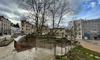 Immeuble   m² à vendre à Vienne (38200)