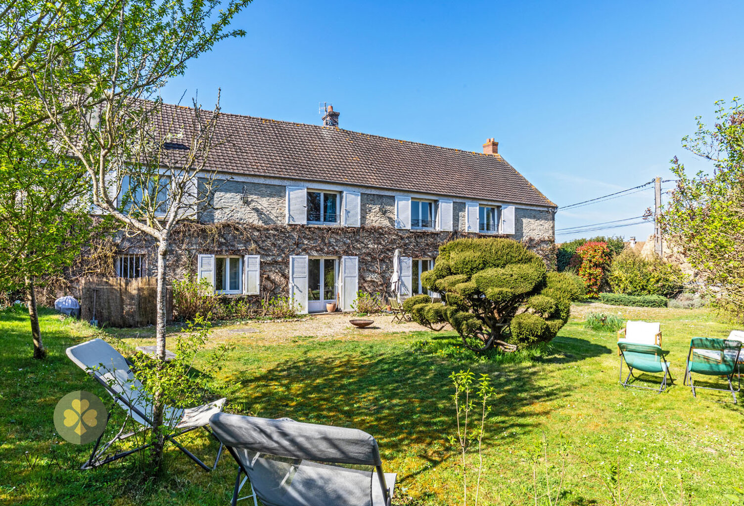 DEPT Yvelines (78) Montfort l'Amaury + A vendre maison 350 m — photo 1