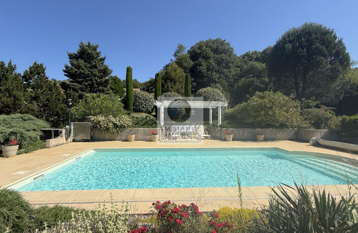 Elégance provençale dans un cadre d'exception — photo 2