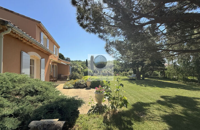 Elégance provençale dans un cadre d'exception — photo 4