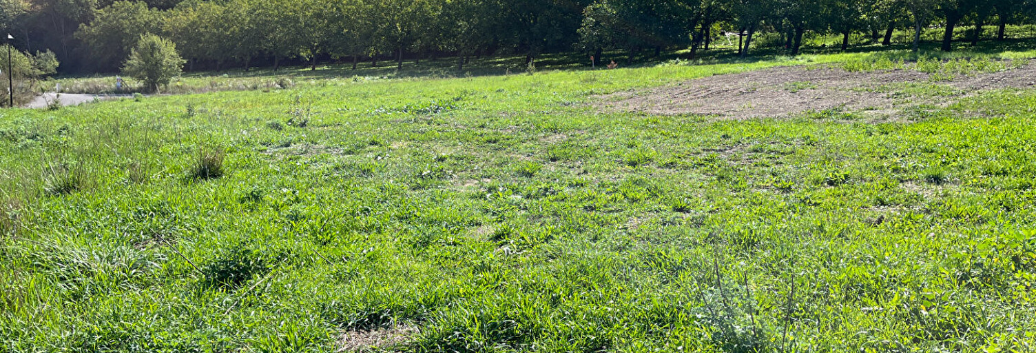 Terrain  800 m² à vendre à Saint-Étienne-le-Laus (05130)