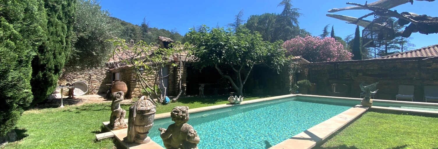 Maison 9 Pièces 256 m² à vendre à Le Thor (84250)