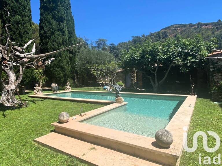 Vente Maison/villa 9 pièces — photo 1