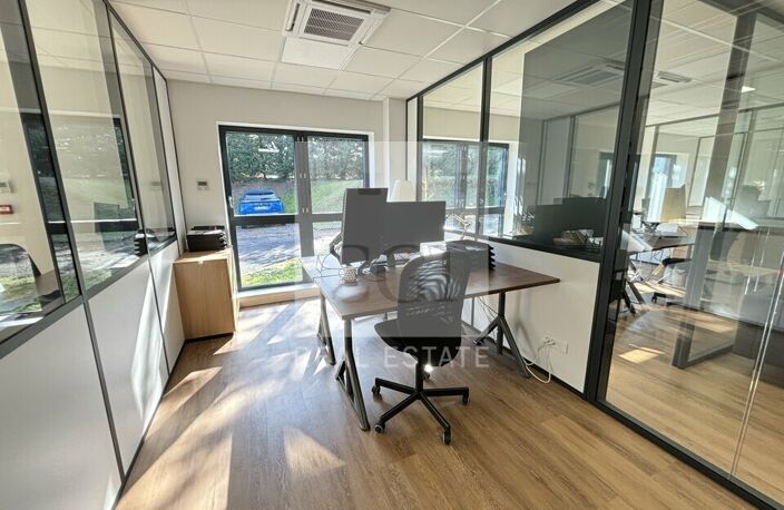 BUREAUX à LOUER — photo 4