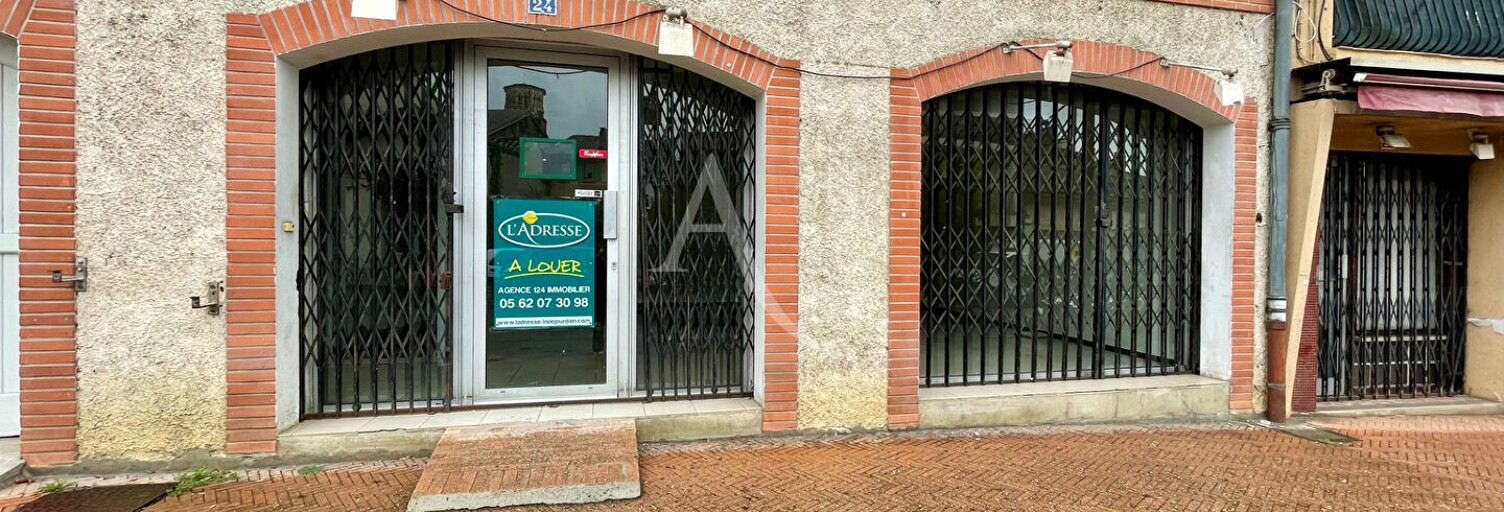 Commerce  54 m² à louer à Lombez (32220)