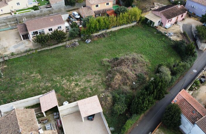 Terrain — photo 3