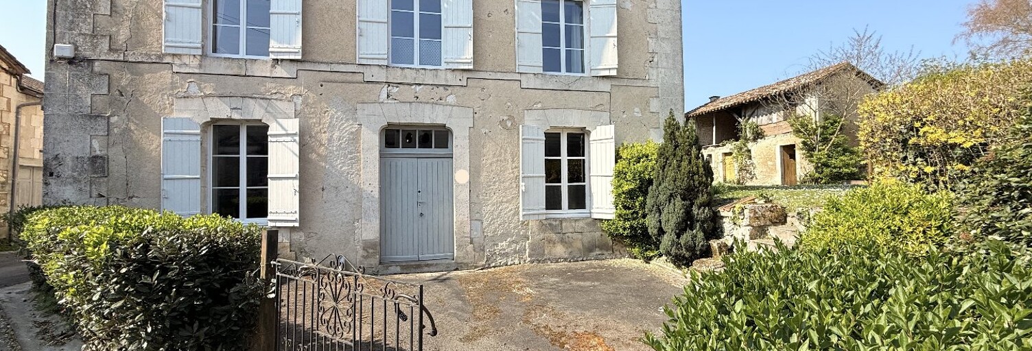 Maison 4 Pièces 151 m² à vendre à Saint-Séverin (16390)