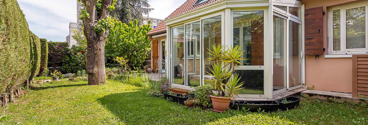 Maison 5 Pièces 146 m² à vendre à Caluire-et-Cuire (69300)