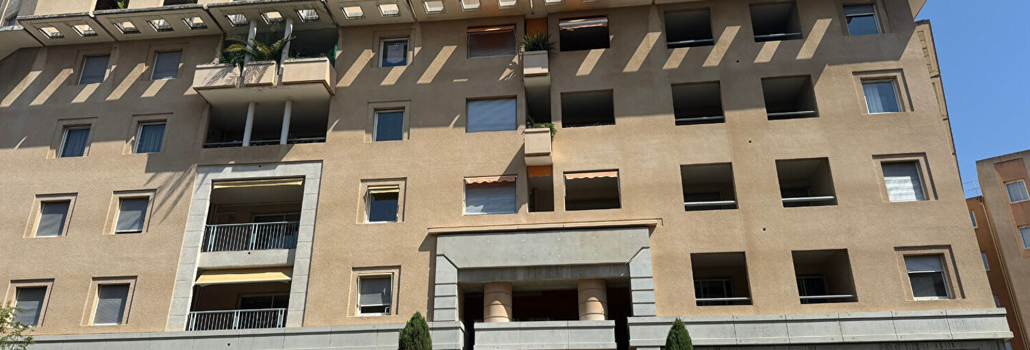 Appartement 4 Pièces 100 m² à louer à Aix-en-Provence (13100)