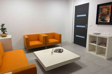 Bureau 4 pièces 275000 €