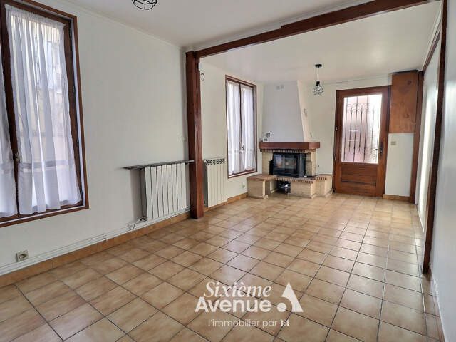 CHAVILLE - MAISON de 3 pièces de 56 m2 avec TERRASSE — photo du bien