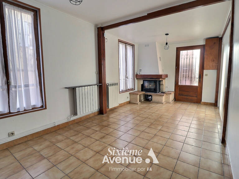 CHAVILLE - MAISON de 3 pièces de 56 m2 avec TERRASSE — photo 1