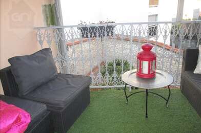Appartement 3 pièces 699 €
