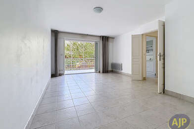Appartement 3 pièces 950 €