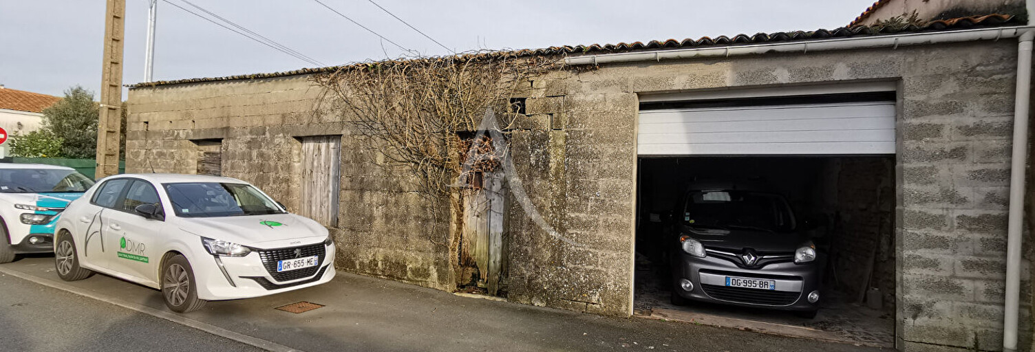 Garage  60 m² à vendre à Rochefort (17300)