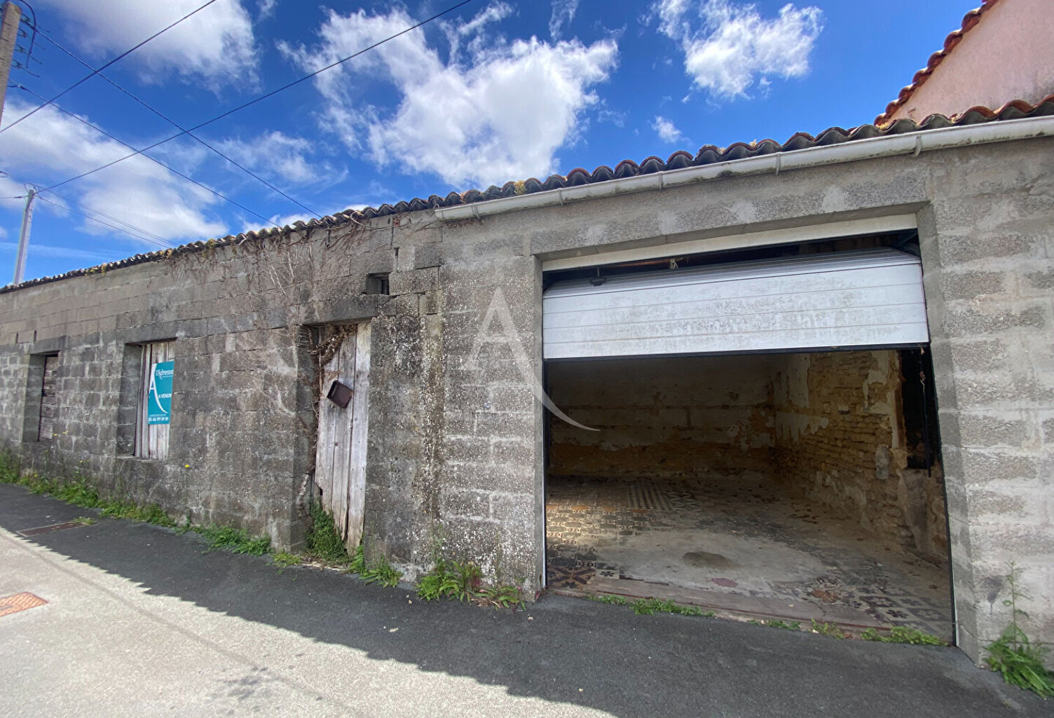 Garage 60 m2 — photo 1