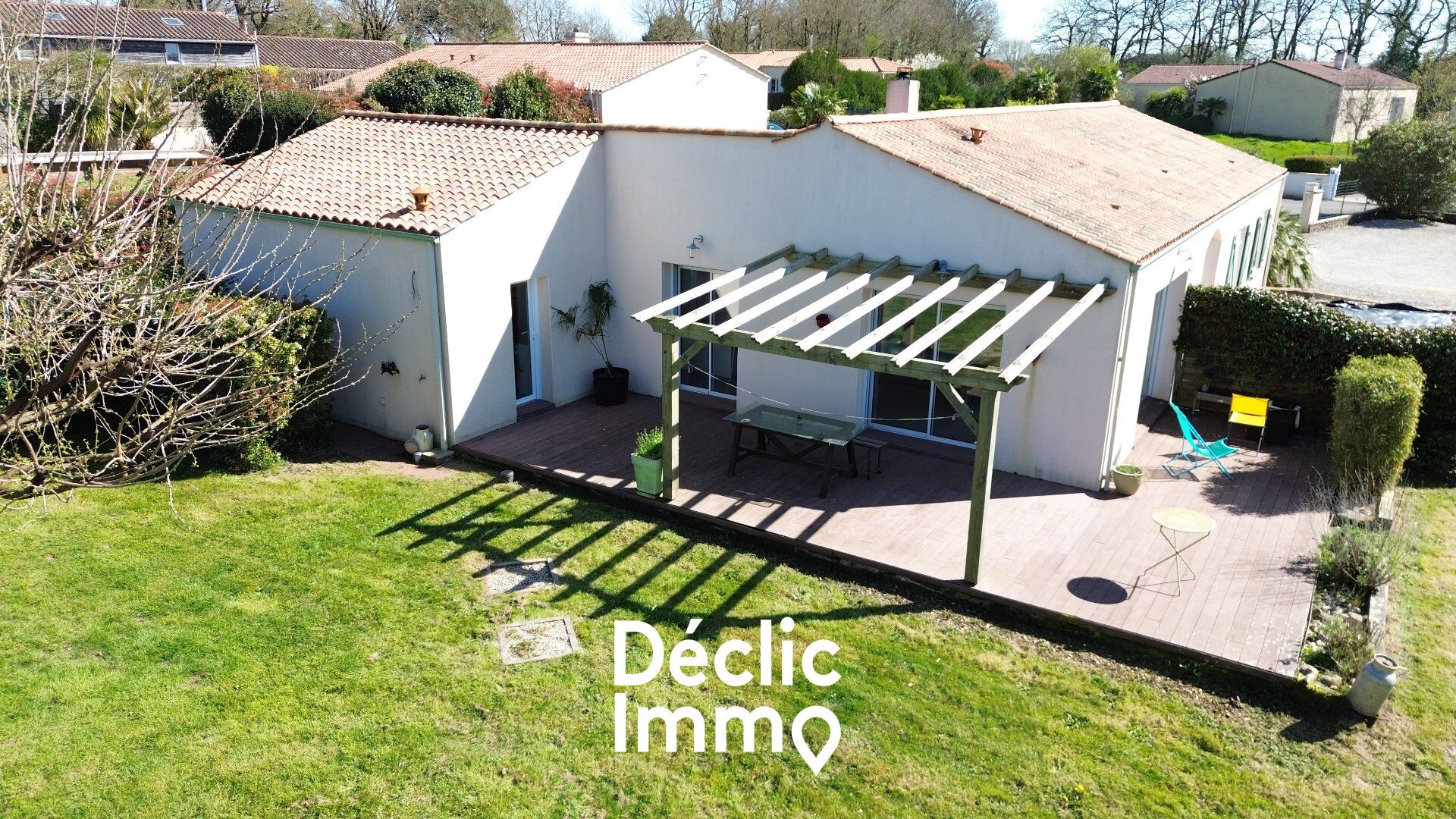 Villa / Maison  T5 à vendre Moutiers-les-Mauxfaits 85540
