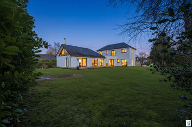 Maison 6 pièces 1950 €