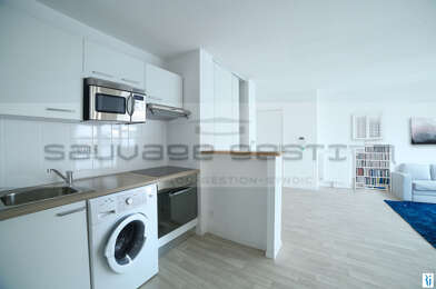 Appartement 3 pièces 720 €