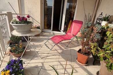 Appartement 3 pièces 242000 €