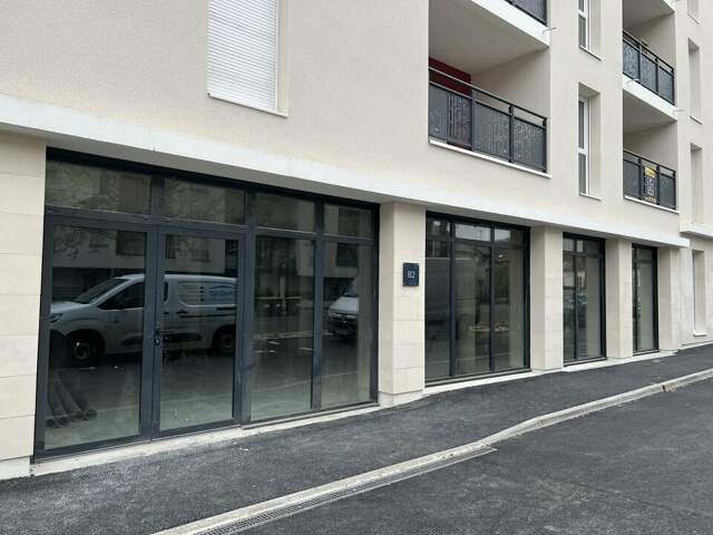 à VENDRE — photo du bien