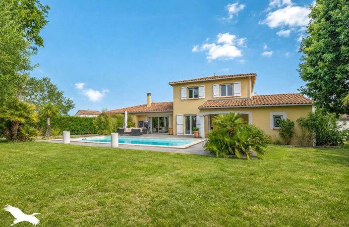 Villa de 6 pièces principales — photo 2