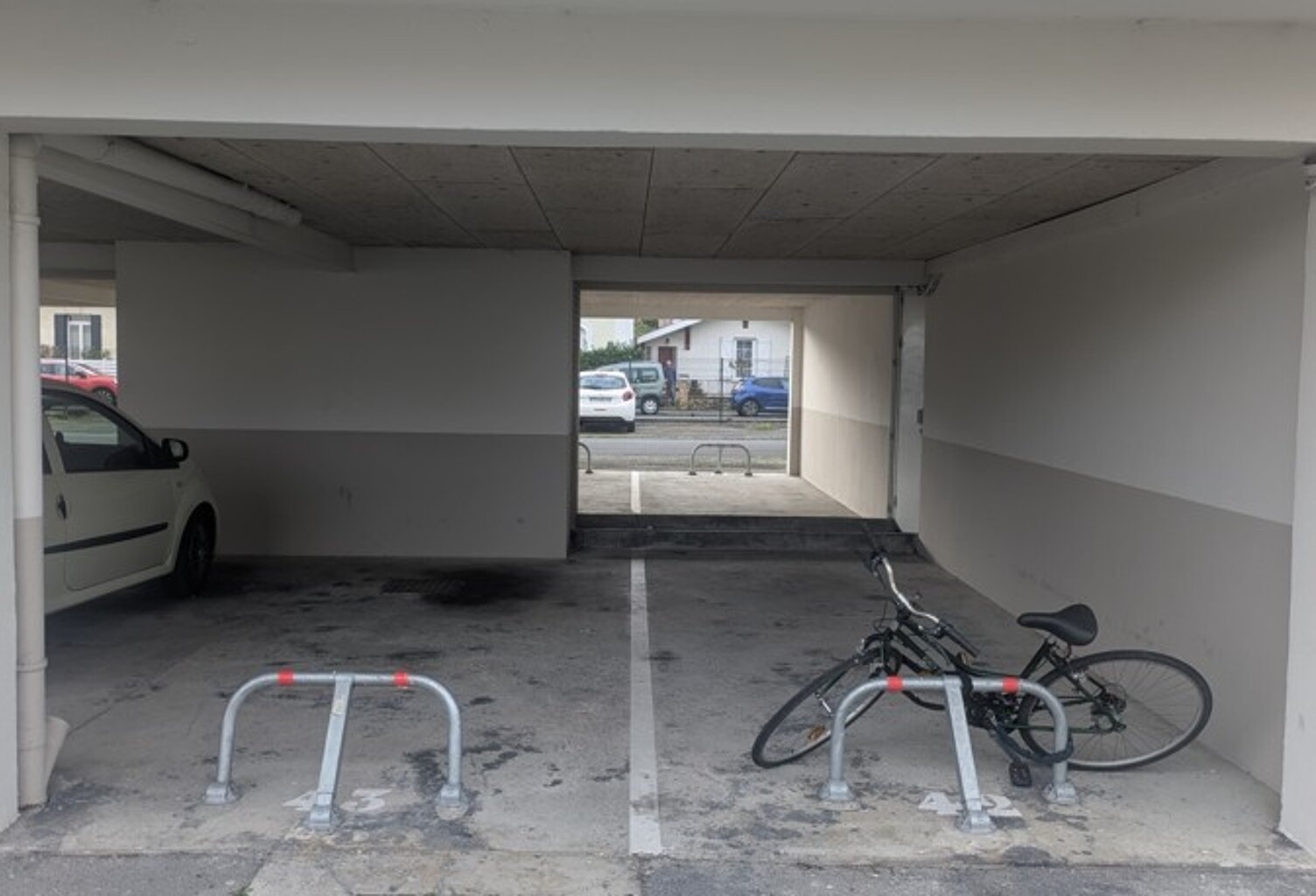 Vente garage   Talence (33400) — photo 1