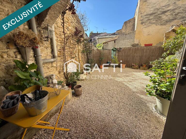 Jolie maison de ville, à proximité des commerces — photo 1