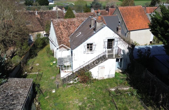 POUILLY SUR LOIRE, maison habitable avec fort potentiel. — photo 3
