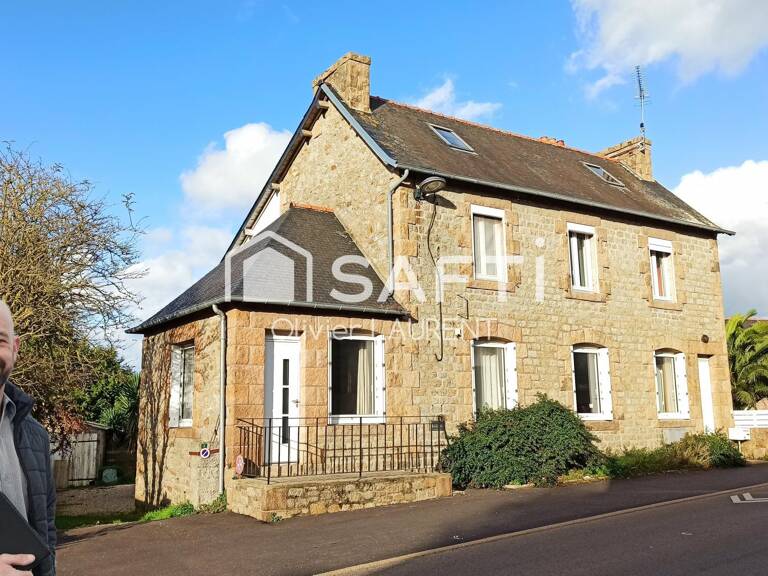 Grande maison en granite dans une commune du littoral — photo 1