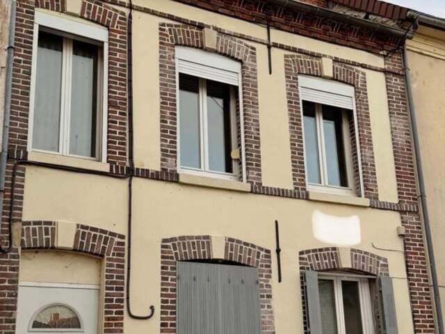 MAISON DIVISEE EN 2 LOGEMENTS AVEC JARDIN ET POTENTIEL A TRAINEL — photo du bien